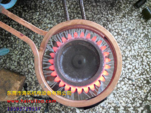 齒淬高頻淬火齒輪淬火機(jī)床有哪些類(lèi)型(圖1)