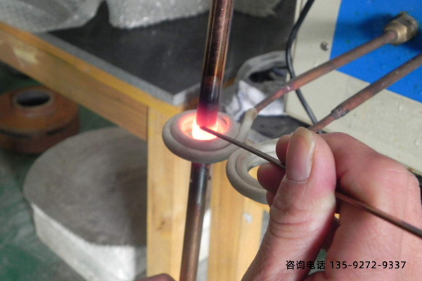 高頻焊機(jī)-溫度控制器系統(tǒng)好 