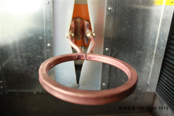 重慶高頻感應(yīng)加熱設(shè)備廠家-馬達(dá)電機(jī)定子熱套(圖1)