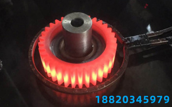 傳動齒輪淬火設(shè)備表層強度越高,耐磨性能就越好
