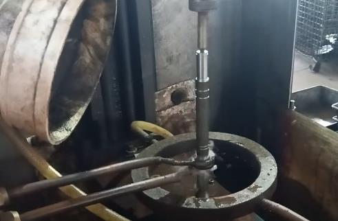 高頻淬火設(shè)備 感應加熱設(shè)備生產(chǎn)廠家 軸銷表面淬火