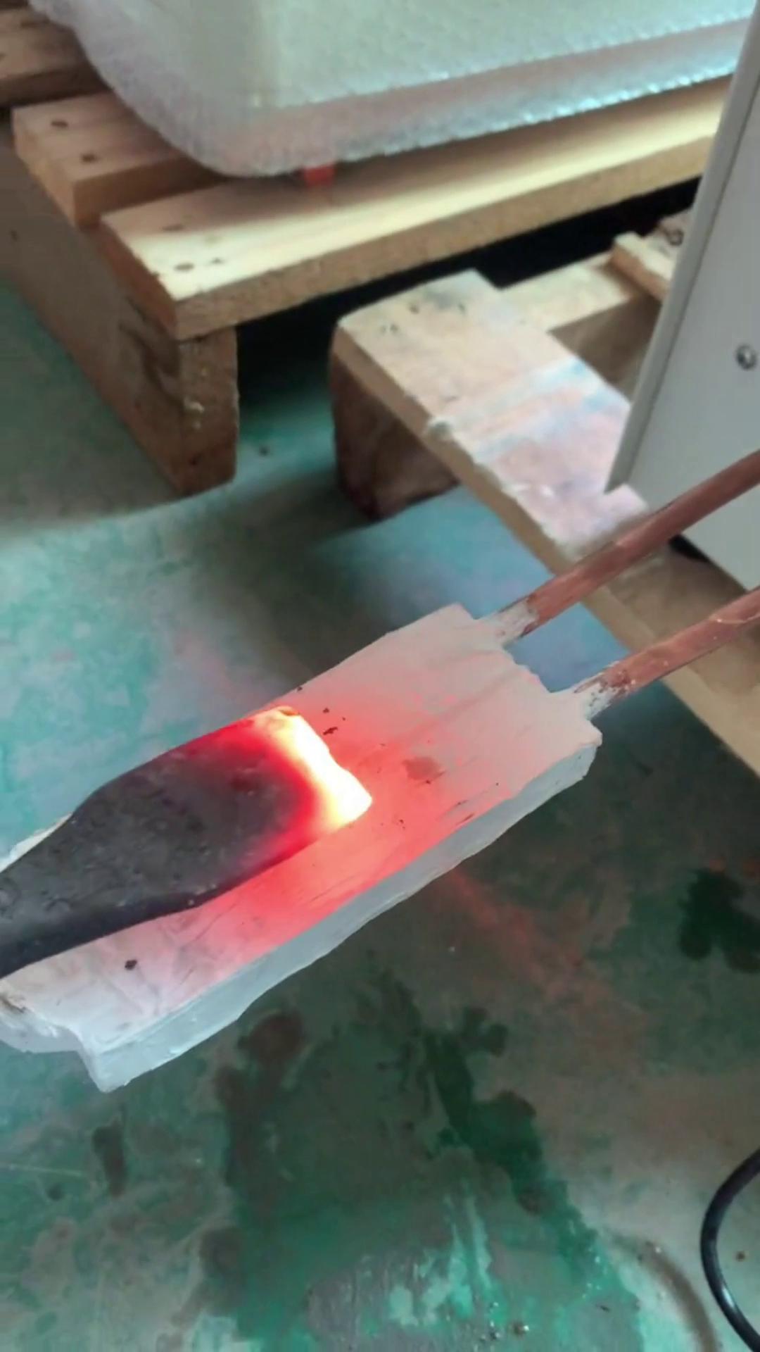 高頻感應加熱機，高頻感應加熱設備 鑿子加熱測試