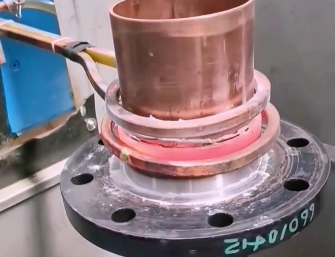 高頻焊接技術廣泛應用于各種領域，如金剛石圓鋸片、硬質合金刀具、變壓器銅線、電機銅線銅排、汽車管件等的焊接