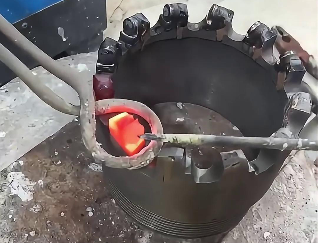 使用高頻焊機對鉆頭合金進行焊接，需要遵循一系列步驟來確保完成焊接