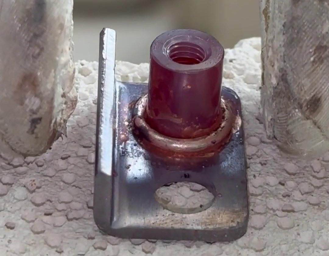 客戶帶過來的紫銅件焊接試樣，精密五金配件焊接，小銅件焊接選擇高頻焊機