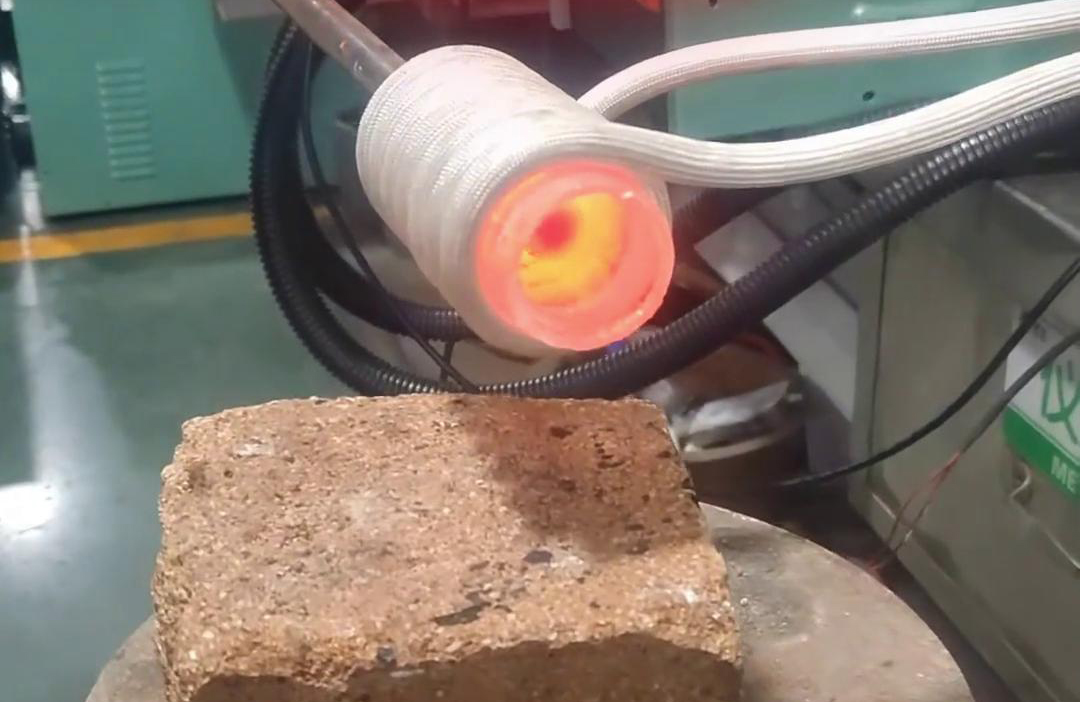 高頻加熱機實心棒料加熱淬火和回火，退火、正火等熱處理工藝