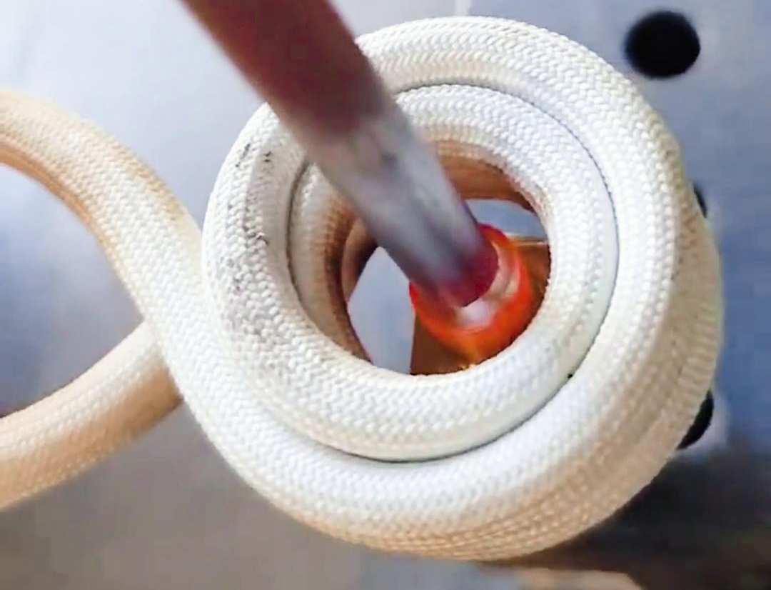 高頻焊接技術(shù)泛應(yīng)用于各種銅管、不銹鋼管的焊接中