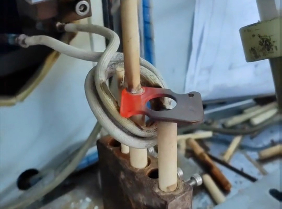 半自動銅件焊接設備：高效精準的高頻焊接解決方案