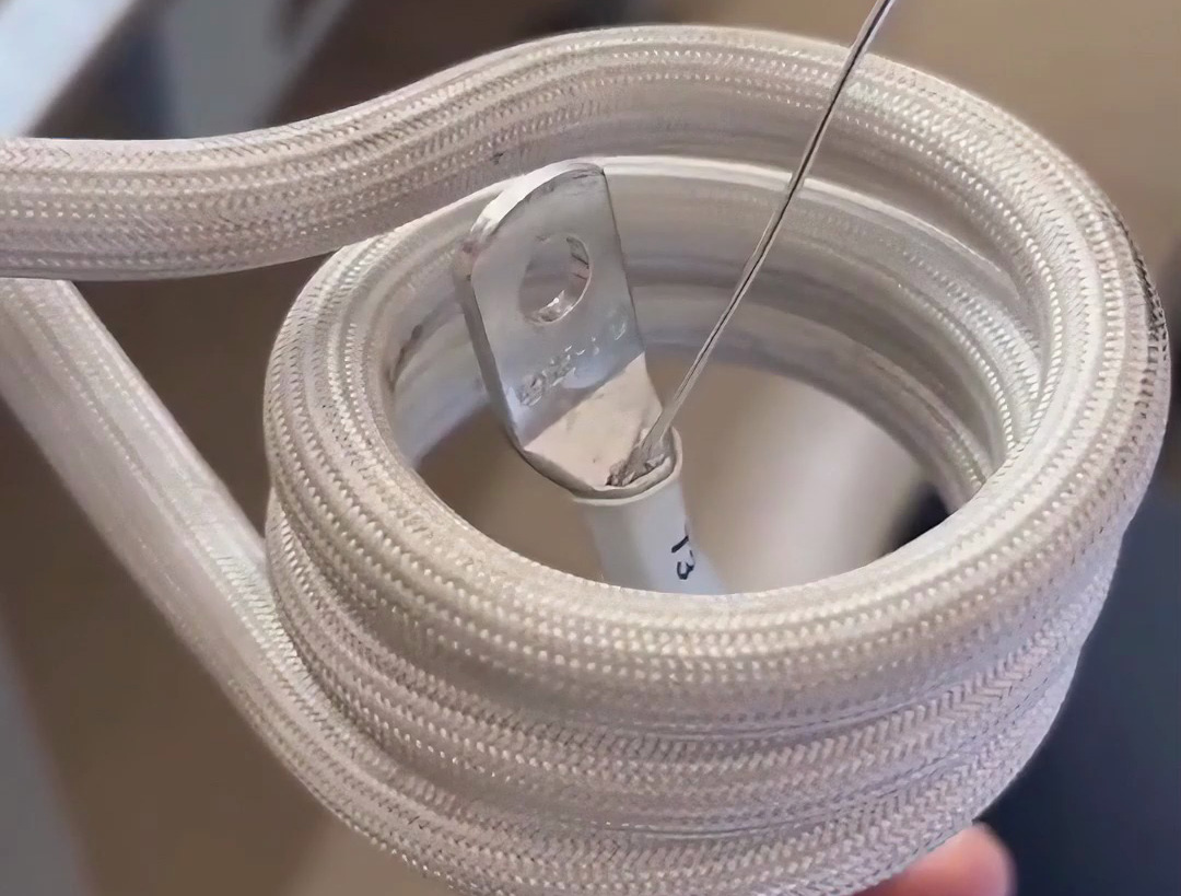 汽車電子、航空航天都在用的高頻錫焊工藝， 線束端子高頻錫焊工藝大揭秘！