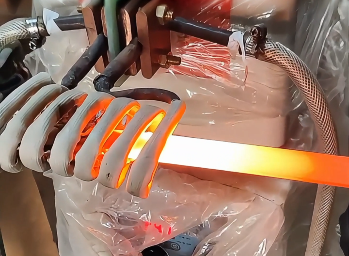 不銹鋼板快速熱處理新方法！超高頻感應加熱設備大揭秘