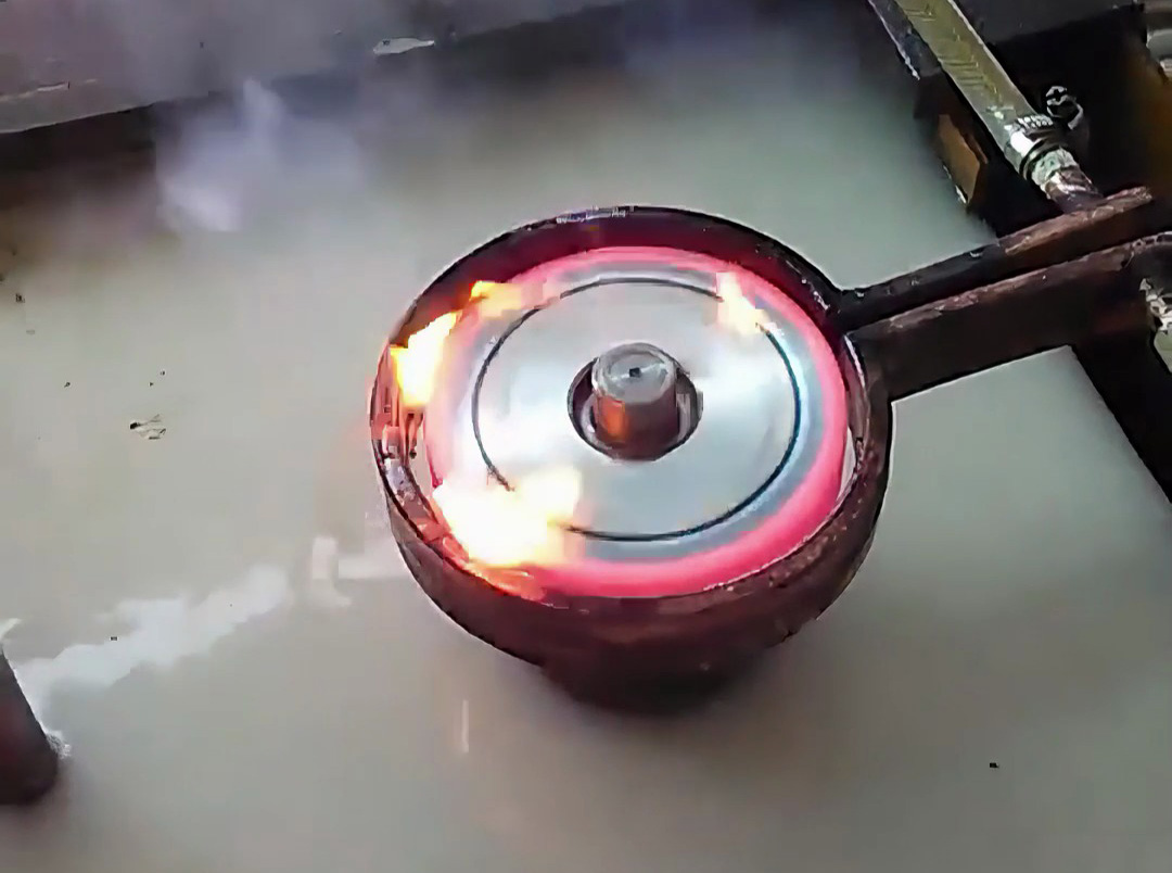 齒輪淬火變形≤0.05mm！海瑞拓?cái)?shù)控淬火機(jī)床，精準(zhǔn)破局不用校直