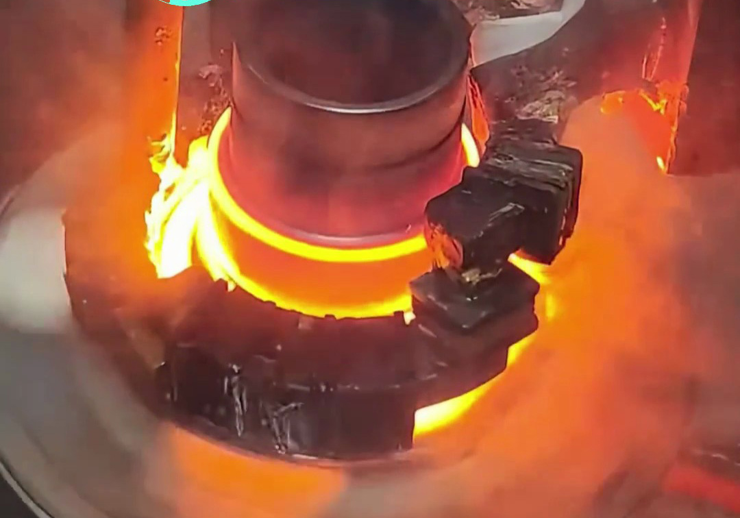 金屬配件硬度升級(jí)優(yōu)選！海瑞拓?cái)?shù)控高頻淬火機(jī)床，精準(zhǔn)