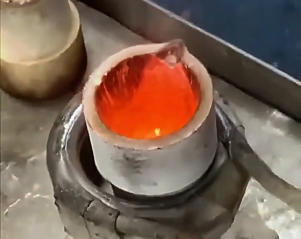 220V家用電源熔金自由！海瑞拓小型高頻熔煉爐，黃金熔煉安全高效零損耗