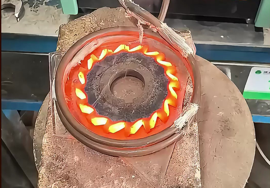 不是在取合金試樣，就是在發(fā)220V高頻加熱機到客戶手中