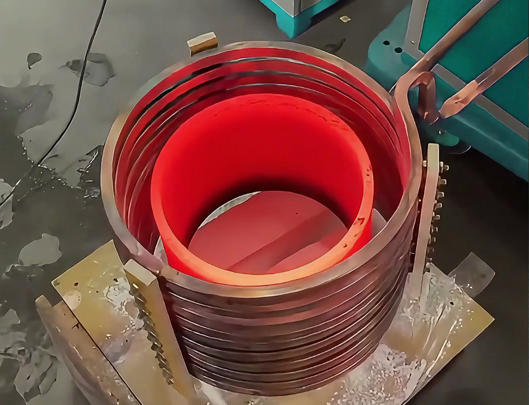 中頻熔煉爐加熱過程曝光！工業(yè)必備神器的工作原理了解一下