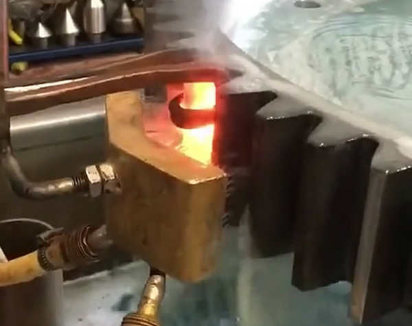 齒輪淬火機廠家—海瑞拓工廠參考打樣