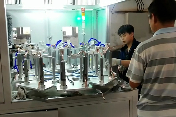 多工位高頻釬焊機(jī)，自動(dòng)化銅管焊接設(shè)備