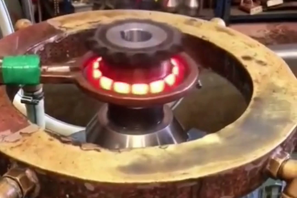 齒輪淬火用高頻淬火機(jī)床