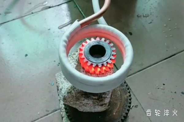 高頻淬火機(jī)床出現(xiàn)故障怎么處理(圖2)