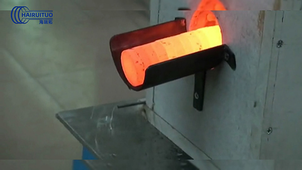 上海客戶(hù)采購(gòu)我司鍛造加熱爐設(shè)備