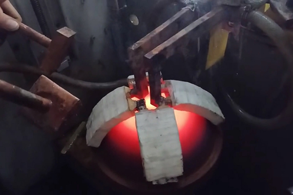 開口式感應(yīng)加熱廠 開口式感應(yīng)加熱電源的功率容量和電流頻率的選擇(圖2)