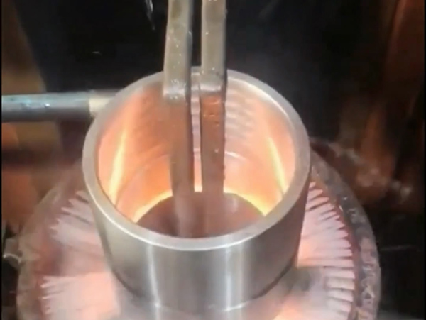 高頻感應(yīng)加熱淬火機(jī)床負(fù)荷短路注意事項(xiàng)!