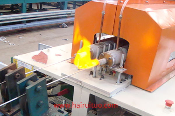 海瑞拓高頻電感應(yīng)加熱設(shè)備 加工無縫鋼管彎曲高頻感應(yīng)加熱設(shè)備 節(jié)能省電(圖1)