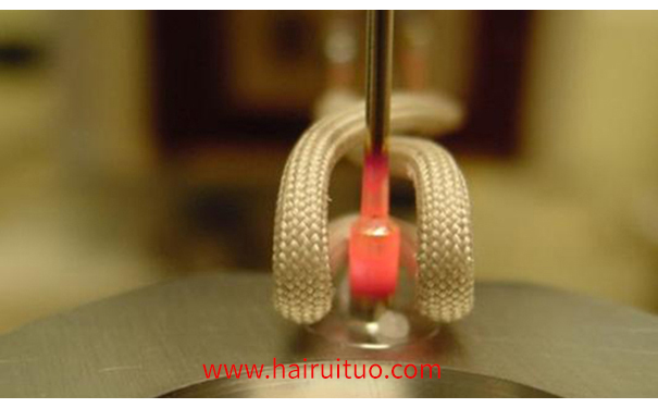 高頻加熱機(jī)要保證專業(yè)人員的操作和定期維護(hù)(圖2)