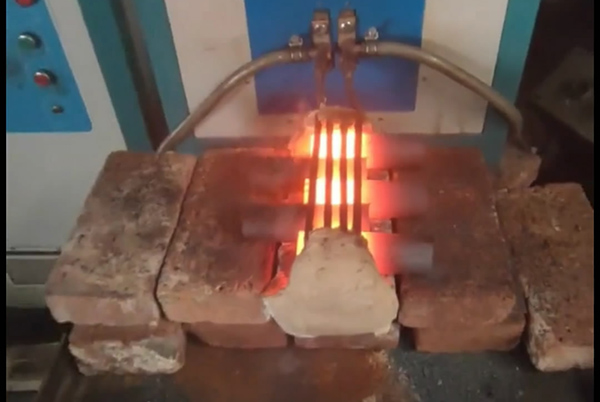 中頻加熱器的應(yīng)用有哪些常見問題?(圖1)